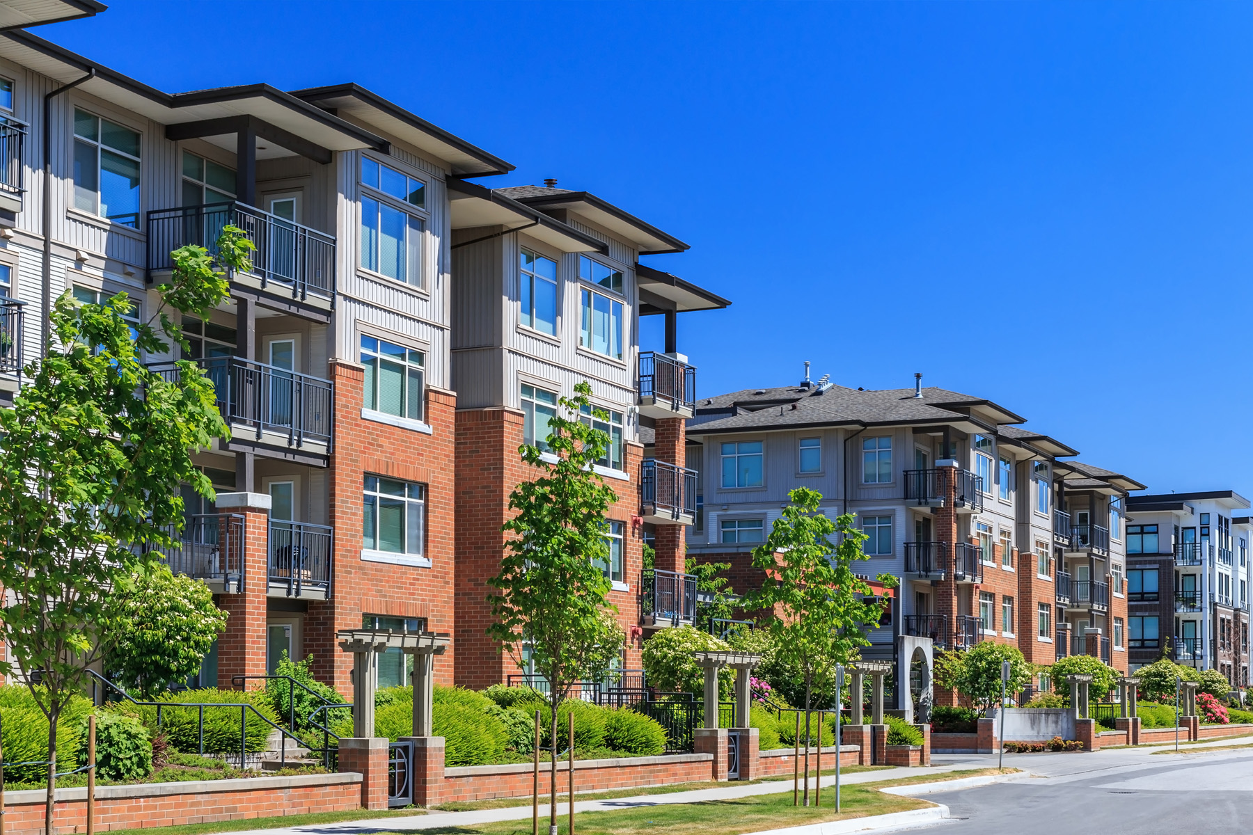 Nuevas reglas para hipotecas de condominios por Freddie Mac | Los defectos en los edificios de condominios pueden retrasar las ventas o reducir los precios